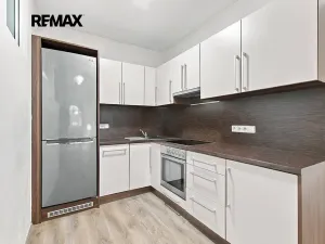 Prodej bytu 2+kk, Plzeň, Na Dolíkách, 56 m2