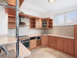 Prodej bytu 2+kk, Praha - Vinohrady, U Zvonařky, 60 m2