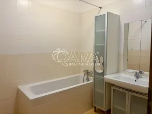 Pronájem bytu 2+kk, Praha - Hloubětín, Slévačská, 67 m2
