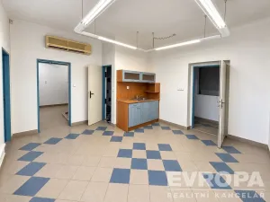 Prodej rodinného domu, Nová Paka, Kafkova, 210 m2