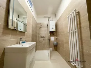 Pronájem bytu 2+1, Praha, Jaurisova, 71 m2