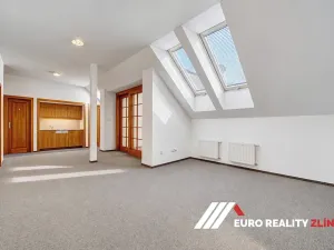 Pronájem vily, Zlín, Vršava I, 477 m2