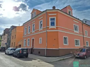 Pronájem bytu 1+kk, Hrob, Rybniční, 47 m2
