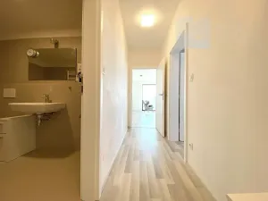 Pronájem bytu 2+kk, Brno, Kumpoštova, 55 m2