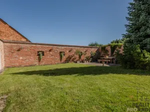 Prodej rodinného domu, Kučerov, 292 m2