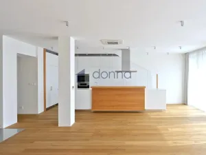 Pronájem bytu 4+kk, Praha, Laubova, 203 m2