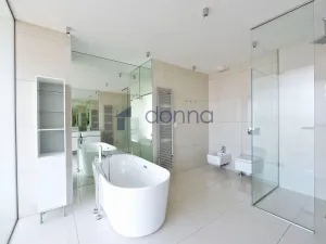 Pronájem bytu 4+kk, Praha, Laubova, 203 m2