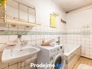 Prodej rodinného domu, Podmolí, 98 m2