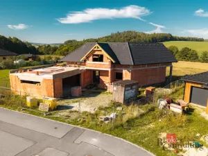 Prodej rodinného domu, Litohlavy, 212 m2