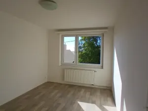 Prodej bytu 3+1, Lomnice, 9. května, 82 m2