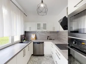 Pronájem bytu 3+1, Chomutov, 17. listopadu, 80 m2