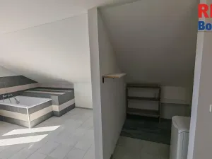 Prodej rodinného domu, Mnichovo Hradiště, Okružní, 170 m2