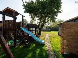 Prodej rodinného domu, Lom, Husova, 129 m2