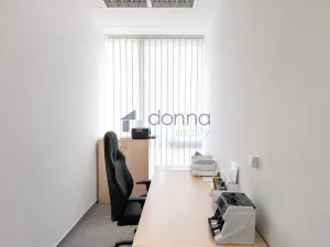 Pronájem kanceláře, Praha, Lomnického, 45 m2