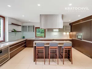 Prodej rodinného domu, Praha - Velká Chuchle, U bažantnice, 674 m2
