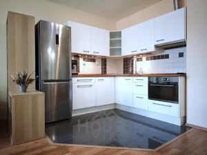 Prodej bytu 2+kk, Roztoky, Přemyslovská, 63 m2