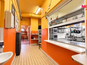 Pronájem restaurace, Praha - Krč, Pacovská, 324 m2