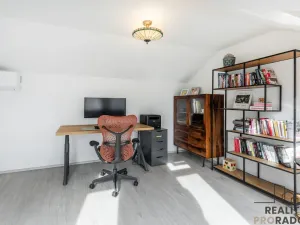 Prodej bytu 3+kk, Praha, Hartigova, 82 m2