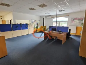 Pronájem kanceláře, Zašová, 200 m2