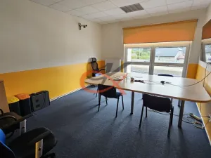 Pronájem kanceláře, Zašová, 200 m2