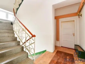 Prodej vícegeneračního domu, Bystřice pod Hostýnem, Přerovská, 383 m2