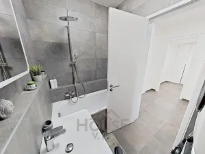 Pronájem bytu 2+kk, Praha - Žižkov, Malešická, 64 m2