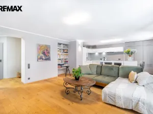 Pronájem bytu 3+kk, Karlovy Vary, Dr. Davida Bechera, 82 m2