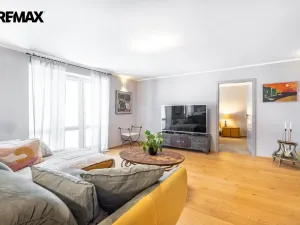 Pronájem bytu 3+kk, Karlovy Vary, Dr. Davida Bechera, 82 m2