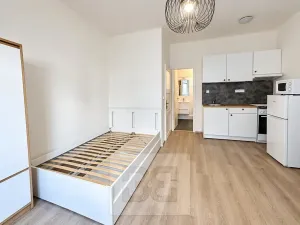 Pronájem bytu 1+kk, Praha - Libeň, Kandertova, 27 m2