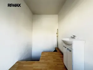 Pronájem obchodního prostoru, Praha - Strašnice, Štěchovická, 26 m2