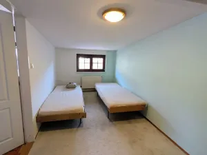 Pronájem bytu 2+1, Beroun - Beroun-Jarov, 48 m2