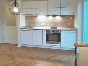 Pronájem bytu 1+kk, Praha - Žižkov, Slavíkova, 42 m2