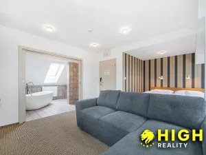 Prodej ubytování, Dobřany, Lipová, 820 m2