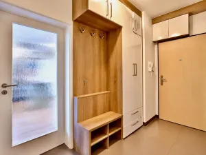 Pronájem bytu 3+kk, Praha - Libeň, V zahradách, 88 m2