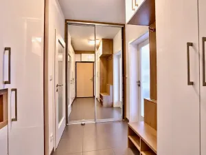 Pronájem bytu 3+kk, Praha - Libeň, V zahradách, 88 m2