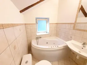 Prodej bytu 2+kk, Praha - Smíchov, Plzeňská, 83 m2