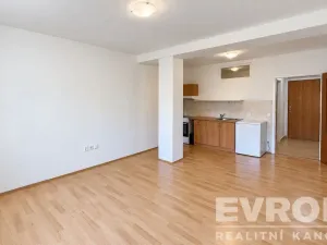 Pronájem bytu 1+kk, Vrchlabí, Českých bratří, 32 m2