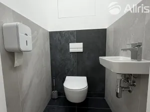 Pronájem kanceláře, Brno, Komárovská, 29 m2
