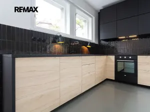 Pronájem bytu 2+kk, Praha - Střešovice, Střešovická, 65 m2