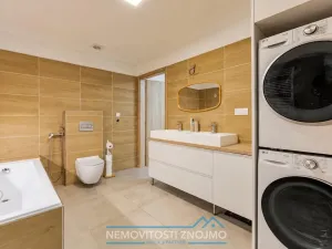 Prodej rodinného domu, Chvalovice, 220 m2