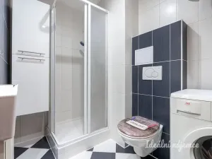 Pronájem bytu 1+1, Praha - Smíchov, Radlická, 43 m2