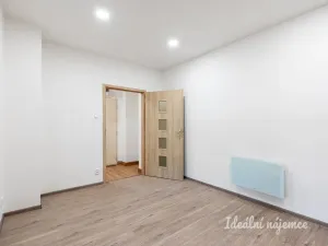 Pronájem bytu 2+kk, Praha - Břevnov, Patočkova, 41 m2