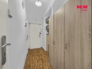 Prodej bytu 2+kk, Kralupy nad Vltavou - Lobeček, nám. Mládežníků, 52 m2