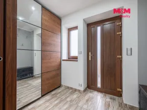 Prodej rodinného domu, Neustupov, 450 m2