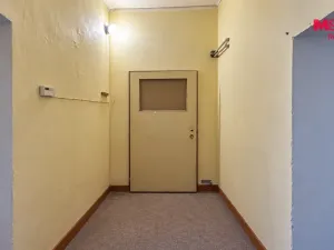 Pronájem obchodního prostoru, Karlovy Vary - Drahovice, Drahomířino nábř., 115 m2