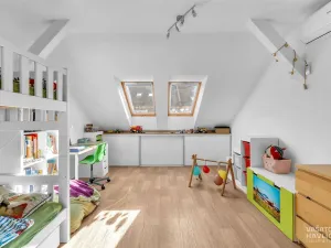 Prodej bytu 3+1, Hradec Králové, Škroupova, 80 m2