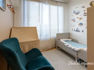 Pronájem bytu 2+kk, Praha - Vysočany, Sousedíkova, 59 m2