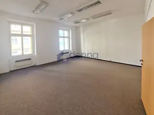 Pronájem kanceláře, Praha, Novákových, 136 m2