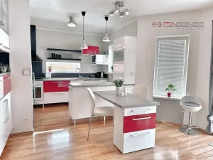 Pronájem rodinného domu, Kladno, Tylova, 130 m2