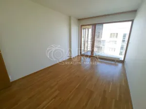 Prodej bytu 2+kk, Praha - Hrdlořezy, Nad Smetankou, 70 m2